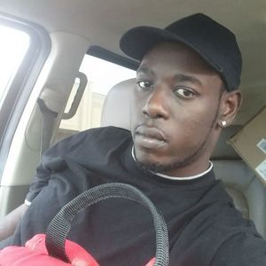 Meet your Posher, Devonte